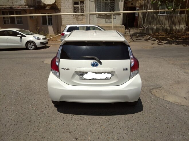 Toyota Aqua 2016, 240,000 km - 1.5 l - Bakı