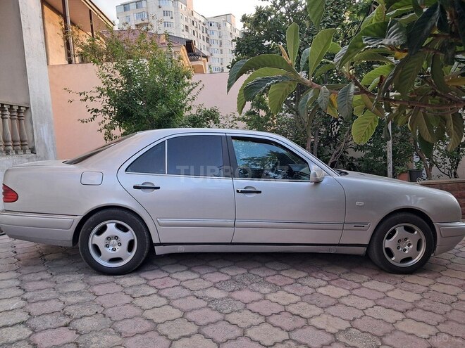 Mercedes E 230 1996, 370,000 km - 2.3 l - Bakı