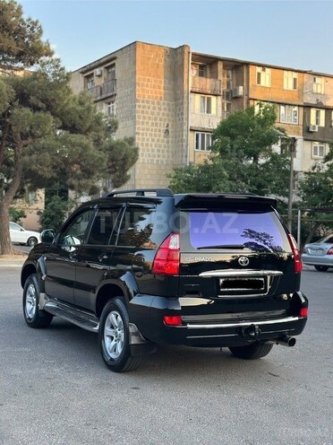 Toyota Land Cruiser Prado-8