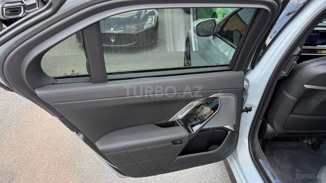 BMW 740 2023, 19,048 km - 3.0 l - Bakı