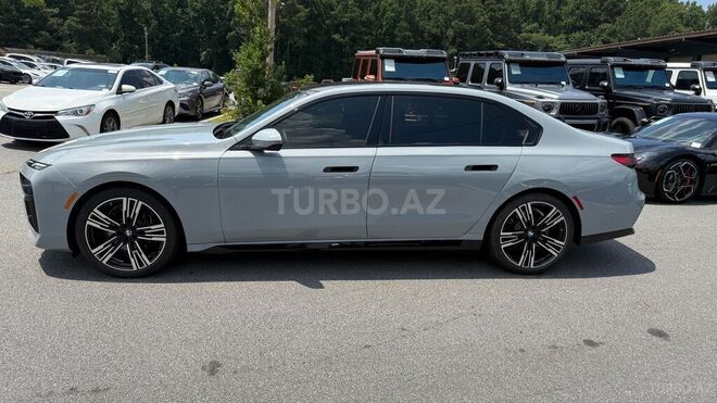BMW 740 2023, 19,048 km - 3.0 l - Bakı