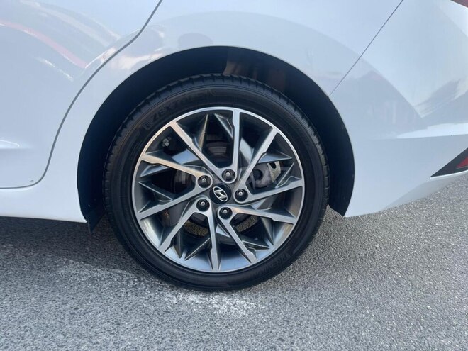 Hyundai Avante 2018, 130,000 km - 1.6 л - Bakı
