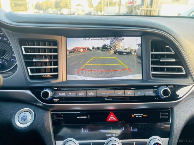 Hyundai Avante 2018, 130,000 km - 1.6 л - Bakı