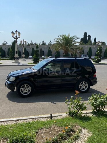 Mercedes ML 320 4MATIC 2000, 240,578 km - 3.2 l - Gəncə