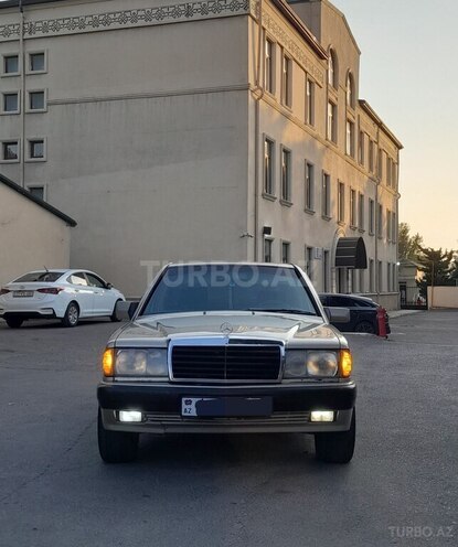 Mercedes 190 1992, 256,422 km - 2.0 l - Bakı