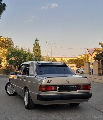 Mercedes 190 1992, 256,422 km - 2.0 l - Bakı