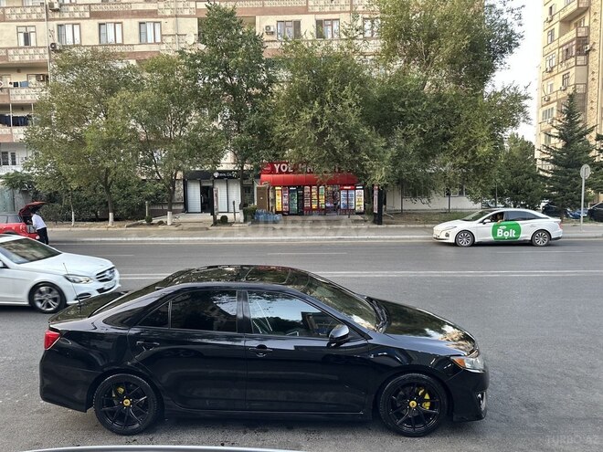 Toyota Camry 2013, 301,430 km - 2.5 л - Bakı