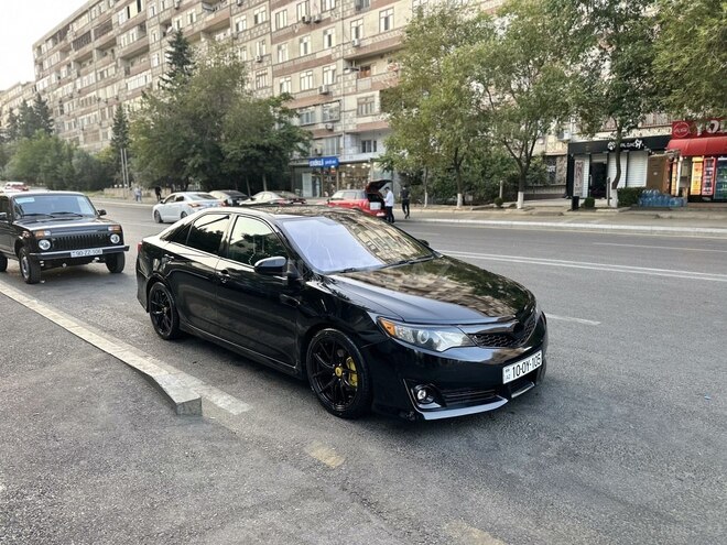 Toyota Camry 2013, 301,430 km - 2.5 л - Bakı