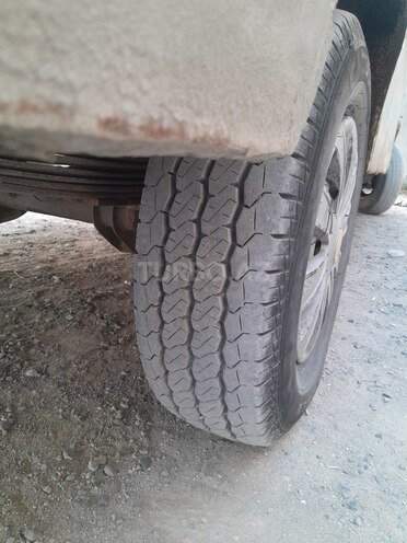 Mercedes 208 D 1994, 250,000 km - 2.0 л - Bakı