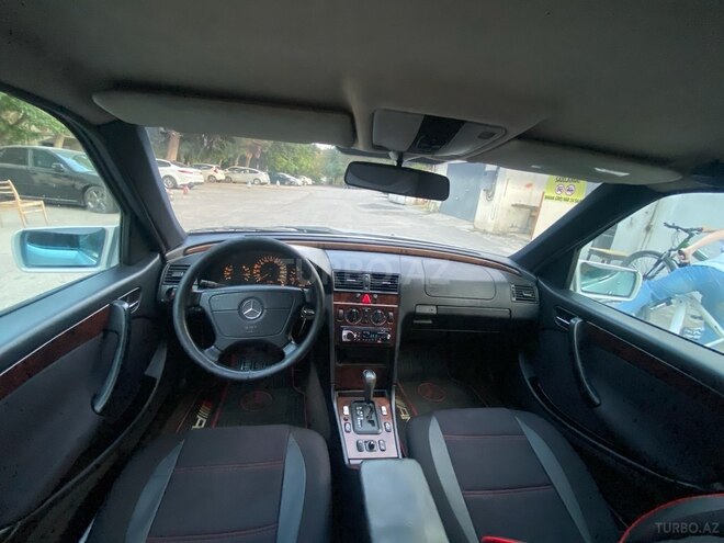 Mercedes C 200 1998, 111,218 km - 2.0 л - Bakı