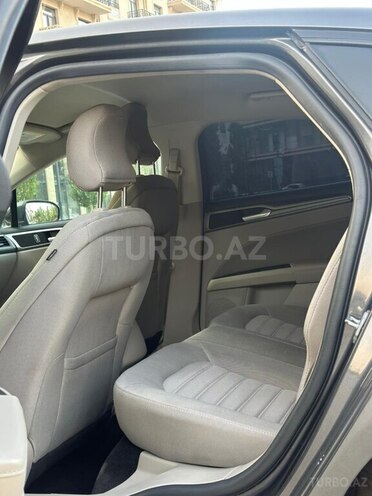 Ford Fusion (North America)-5