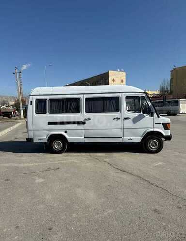 Mercedes 208 D 1991, 123,456 km - 2.3 л - Mingəçevir