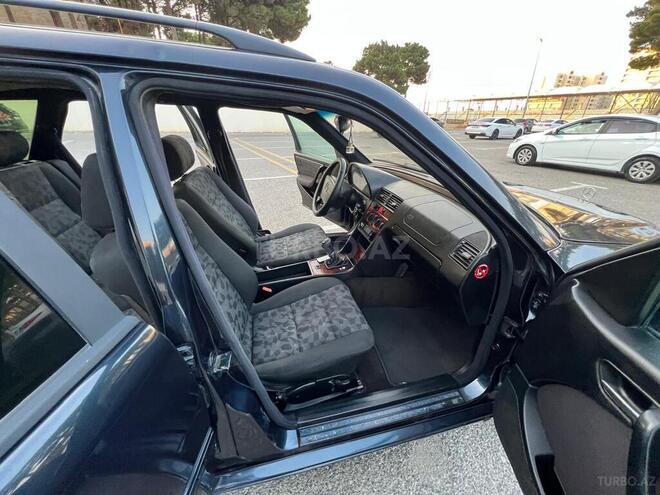 Mercedes C 200 1998, 289,798 km - 2.0 l - Bakı