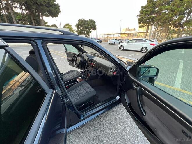 Mercedes C 200 1998, 289,798 km - 2.0 l - Bakı
