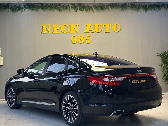Hyundai Grandeur 2015, 220,000 km - 2.2 л - Sumqayıt