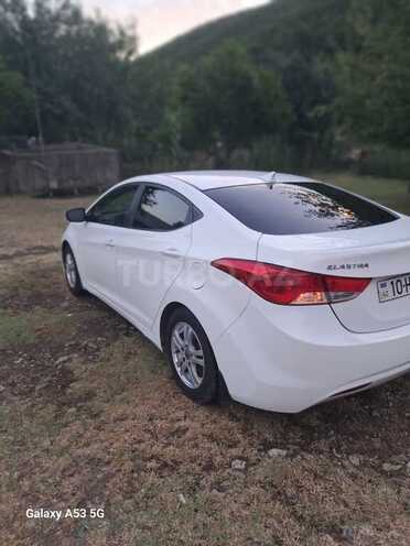 Hyundai Elantra 2012, 223,618 km - 1.8 l - Şəki