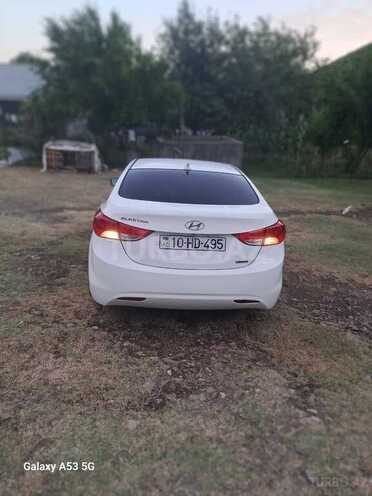 Hyundai Elantra 2012, 223,618 km - 1.8 l - Şəki