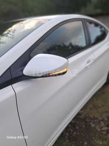 Hyundai Elantra 2012, 223,618 km - 1.8 l - Şəki