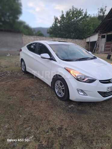 Hyundai Elantra 2012, 223,618 km - 1.8 l - Şəki