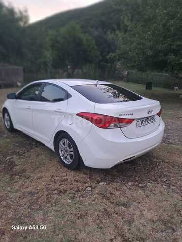 Hyundai Elantra 2012, 223,618 km - 1.8 l - Şəki