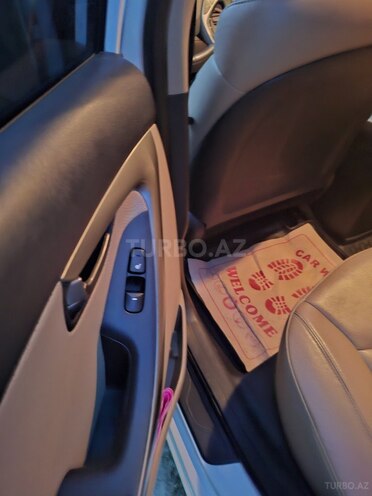 Hyundai Elantra 2012, 223,618 km - 1.8 l - Şəki