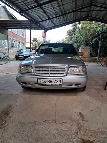 Mercedes C 230-1