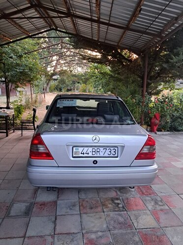 Mercedes C 230-2