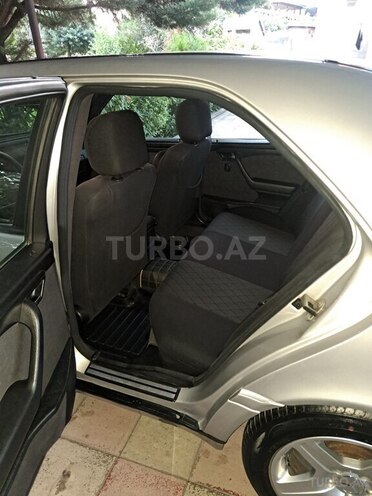 Mercedes C 230-11