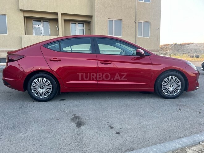 Hyundai Elantra 2019, 61,799 km - 2.0 л - Bakı