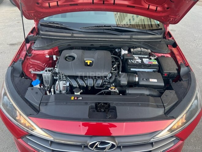Hyundai Elantra 2019, 61,799 km - 2.0 л - Bakı