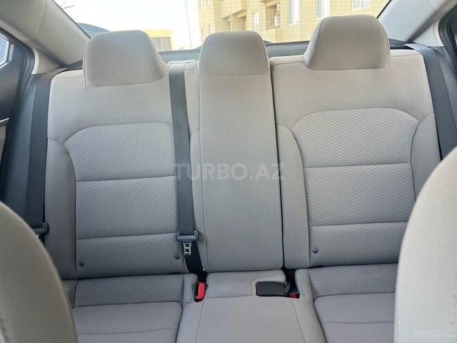 Hyundai Elantra 2019, 61,799 km - 2.0 л - Bakı