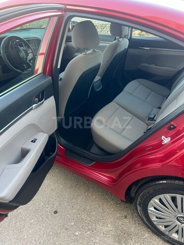 Hyundai Elantra 2019, 61,799 km - 2.0 л - Bakı