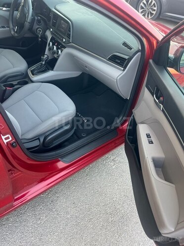 Hyundai Elantra 2019, 61,799 km - 2.0 л - Bakı