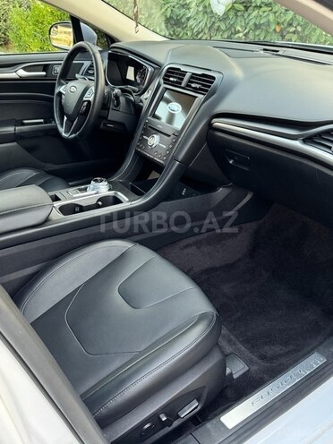 Ford Fusion (North America) 2017, 90,000 km - 2.0 l - Bakı