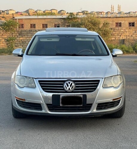 Volkswagen Passat-2