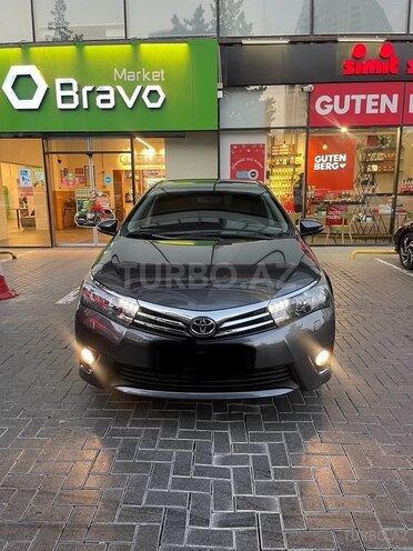 Toyota Corolla 2015, 197,000 km - 1.6 l - Bakı