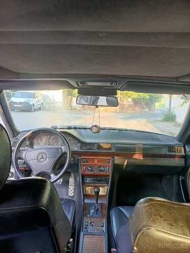 Mercedes E 280 1993, 500,000 km - 2.8 l - Bakı