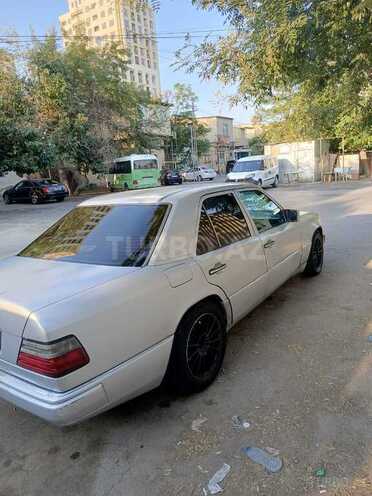 Mercedes E 280 1993, 500,000 km - 2.8 l - Bakı