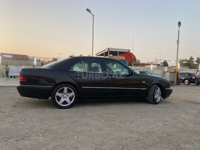 Mercedes E 230 1997, 587,000 km - 2.3 l - Bakı