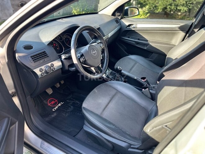 Opel Astra 2009, 236,000 km - 1.3 l - Balakən