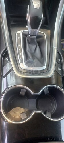 Ford Fusion (North America) 2015, 215,000 km - 2.0 л - Bakı