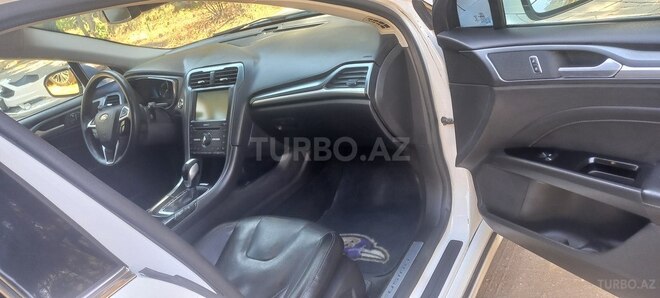 Ford Fusion (North America) 2015, 215,000 km - 2.0 л - Bakı