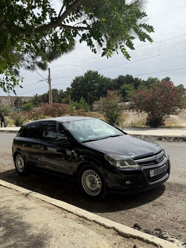 Opel Astra 2009, 200,000 km - 1.4 l - Şirvan