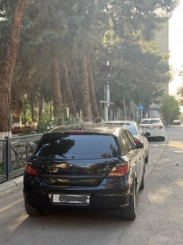 Opel Astra 2009, 200,000 km - 1.4 l - Şirvan