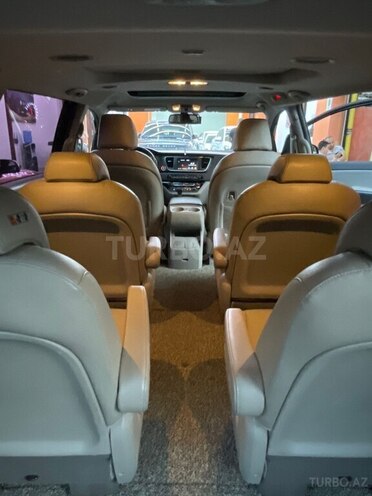 Kia Carnival 2018, 123,000 km - 2.2 l - Bakı