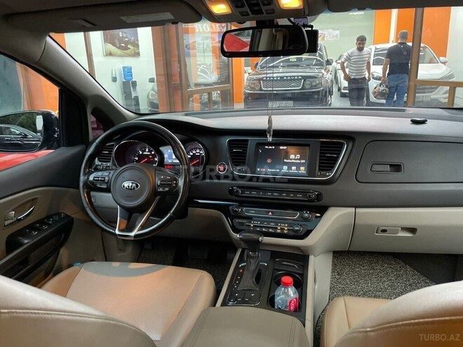 Kia Carnival 2018, 123,000 km - 2.2 l - Bakı