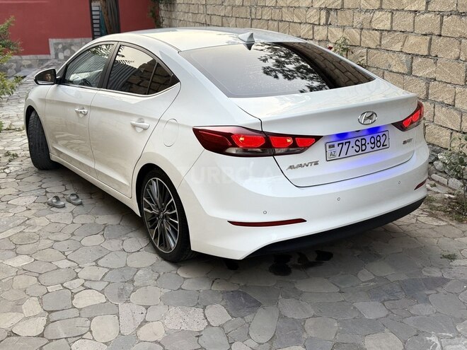 Hyundai Avante 2016, 88,000 km - 1.6 л - İsmayıllı