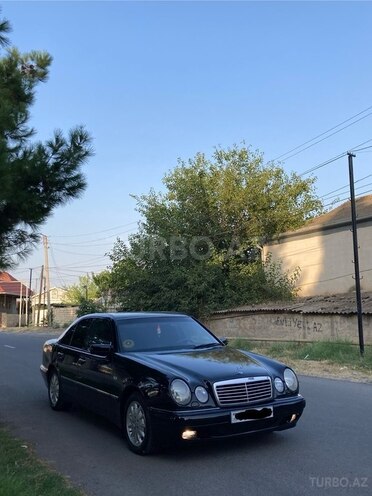 Mercedes E 240 1998, 275,000 km - 2.4 l - Beyləqan