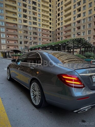 Mercedes E 220 d 2017, 171,200 km - 2.0 l - Bakı