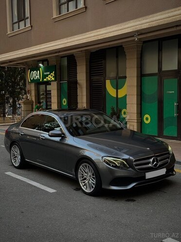 Mercedes E 220 d 2017, 171,200 km - 2.0 l - Bakı